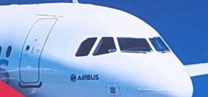 Airbus A320 sur fond de drapeau des Etats Unis